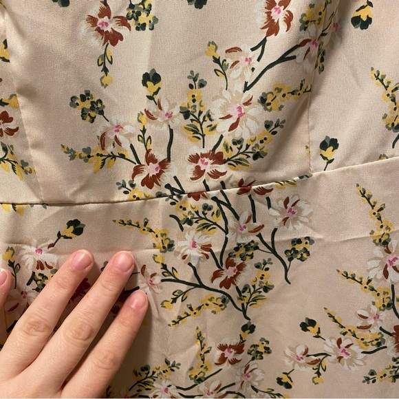 SHEIN Cream Ditsy Floral Boho Backless Midi Dress - Size M - Picture 3 of 6